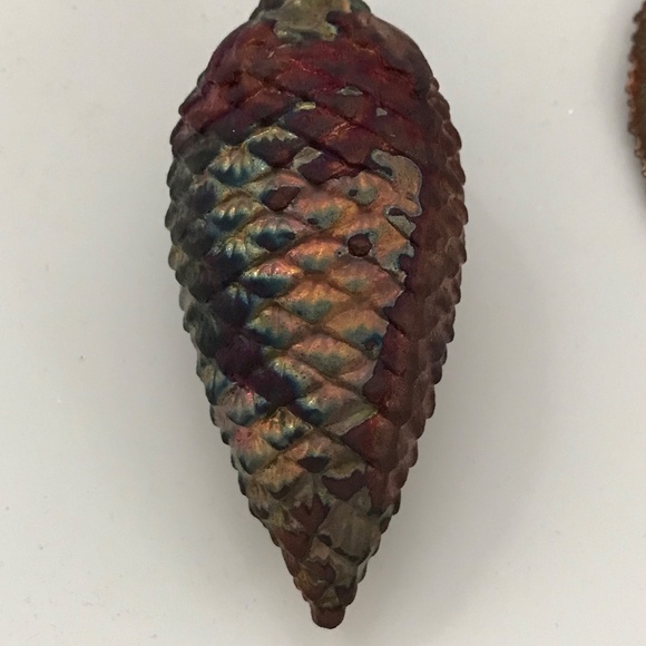 Christmas Holiday Ornaments Pine Cone Maple Leaf Set of 2 Ornaments Vintage - Picture 5 of 12